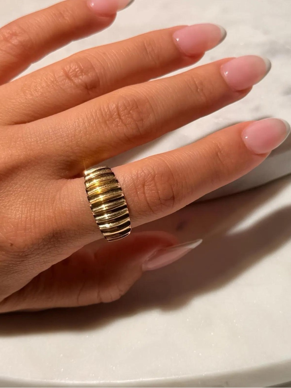 14K Real Solid Yellow Gold Textured Ribbed Band Ring Size 9
